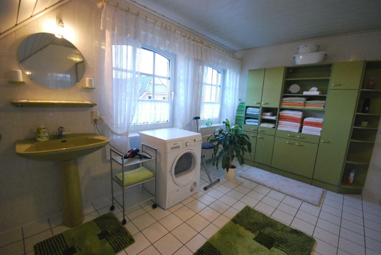 Ferienwohnung -Am Kanal- Nordgeorgsfehn Bagian luar foto