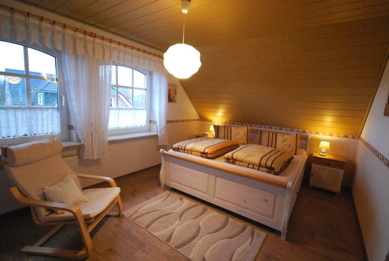 Ferienwohnung -Am Kanal- Nordgeorgsfehn Bagian luar foto