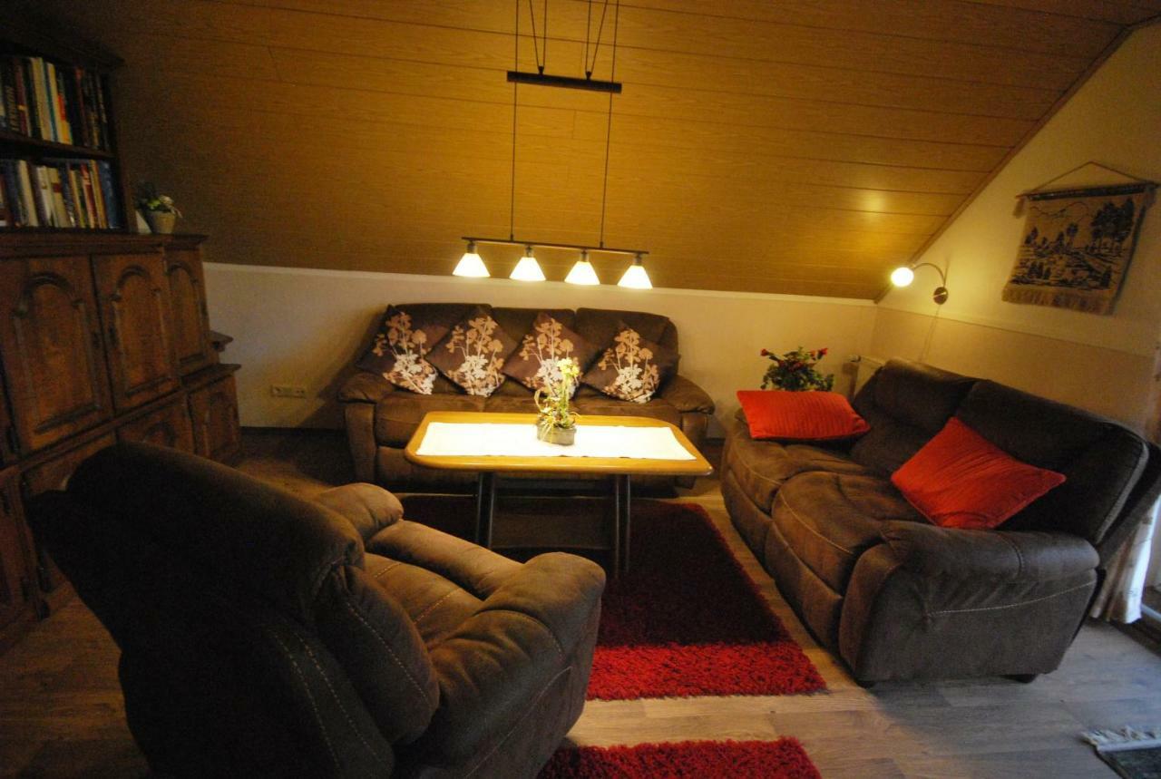 Ferienwohnung -Am Kanal- Nordgeorgsfehn Bagian luar foto
