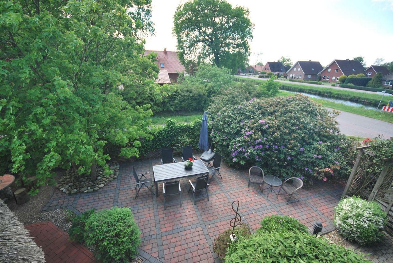 Ferienwohnung -Am Kanal- Nordgeorgsfehn Bagian luar foto